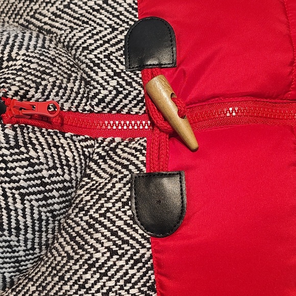 Women's red puffer vest by 'Ruff Hewn'. Size PXL - Picture 7 of 10